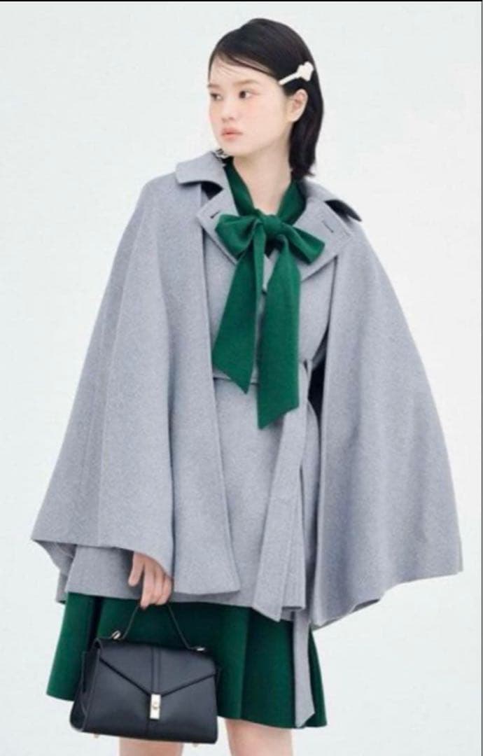 新品値札ありLILY BROWN ポンチョ・ケープコート グレー