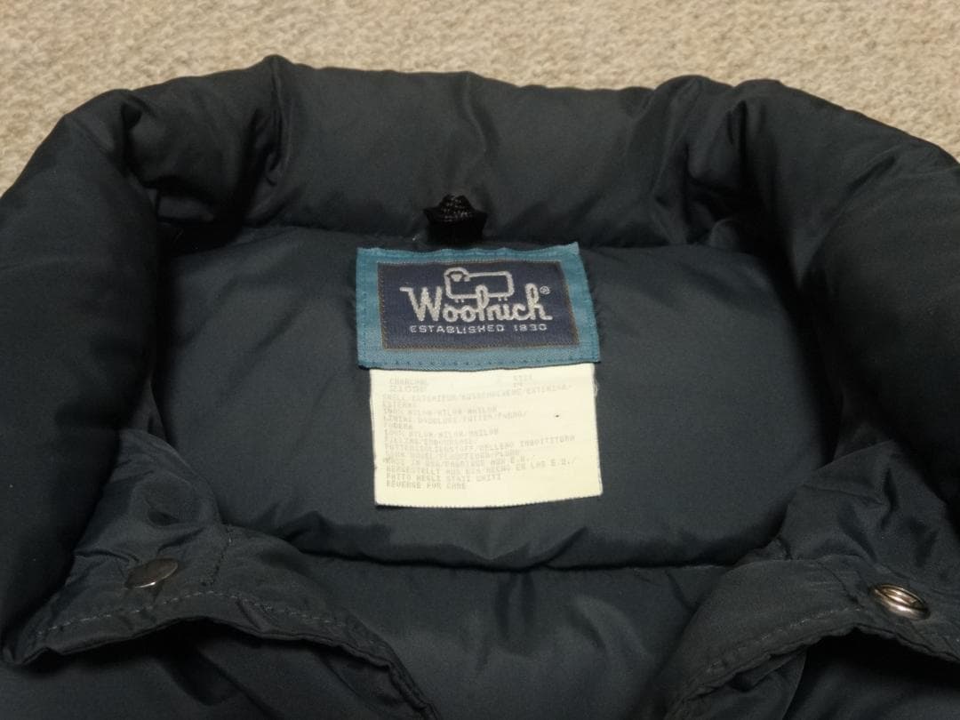 希少　９０ｓ　ウールリッチ　ダウンベスト　圧倒的人気の黒系　Ｍ～Ｌ位　状態良好