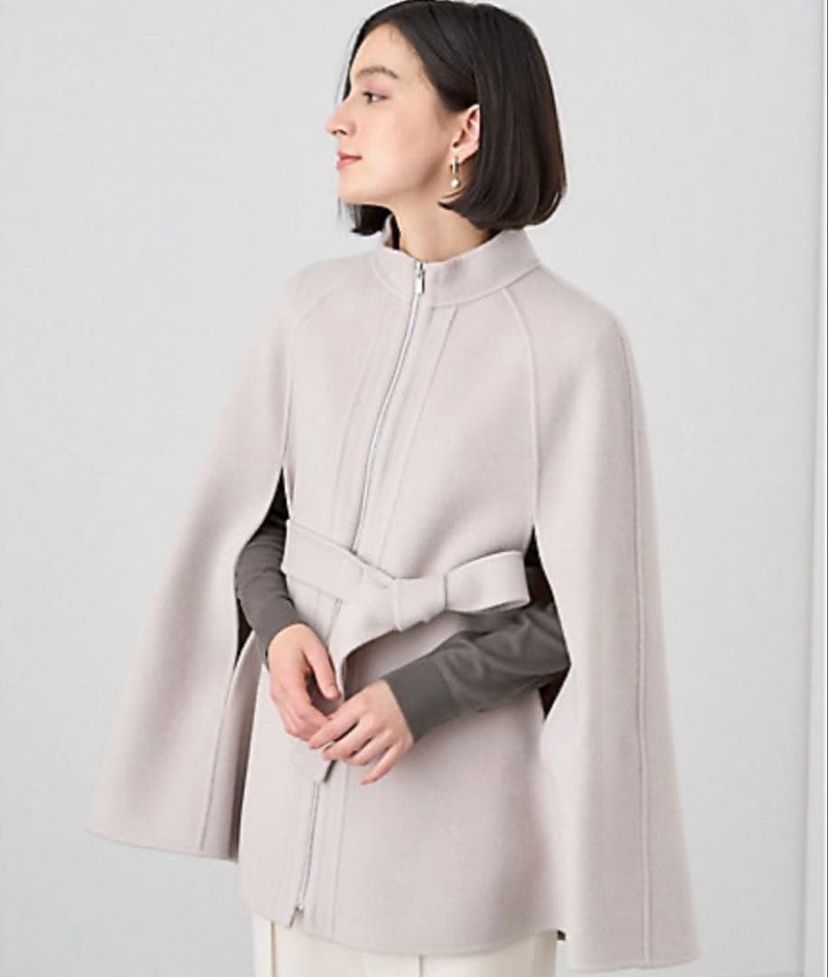 ANAYI 【新品タグ付き】ウエストベルト付きライトグレーケープコート