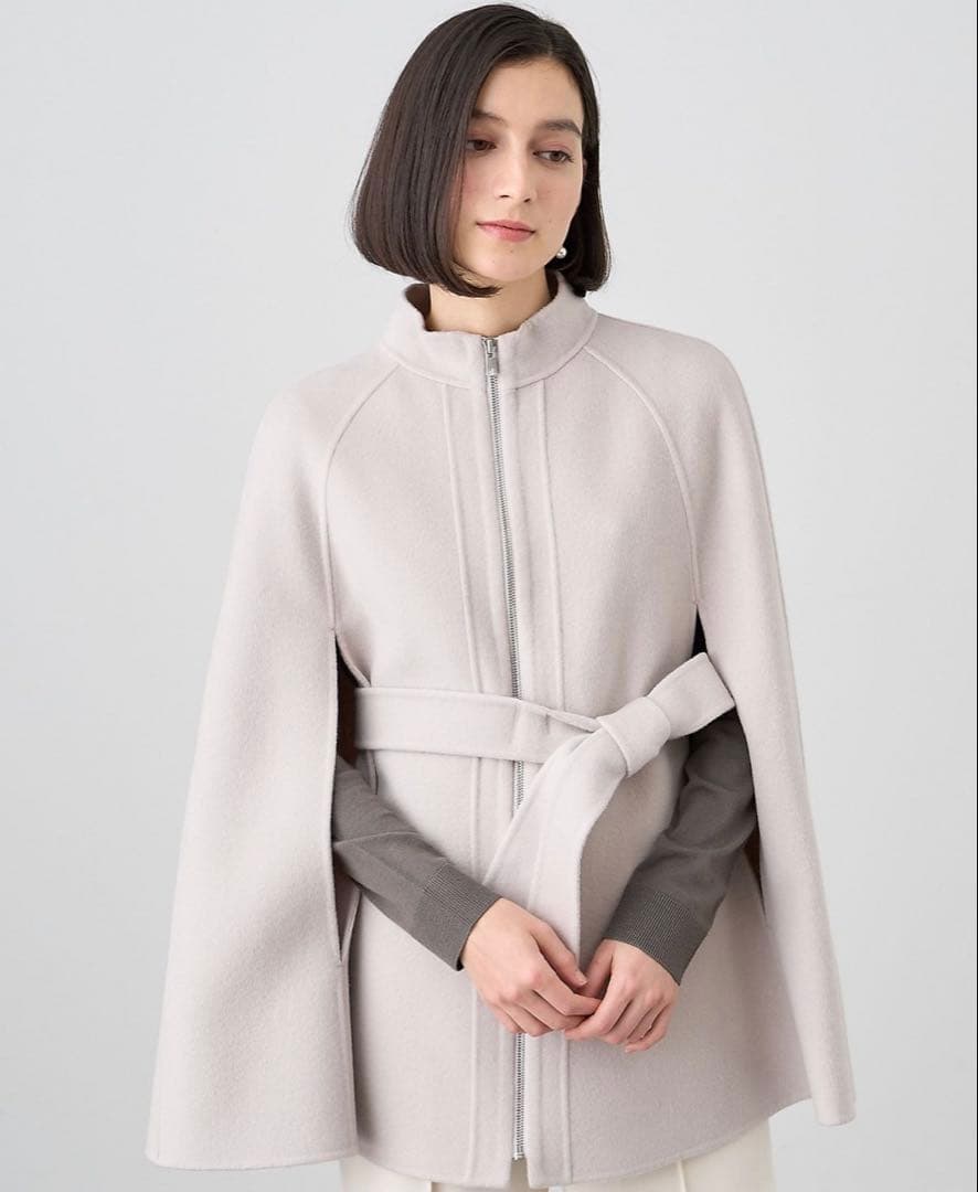 ANAYI 【新品タグ付き】ウエストベルト付きライトグレーケープコート