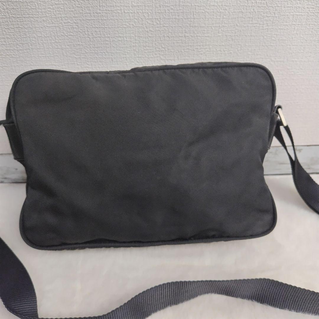 ✨PRADA✨カメラバッグ　プラダ　三角ロゴ　ナイロン　ブラック　白タグ