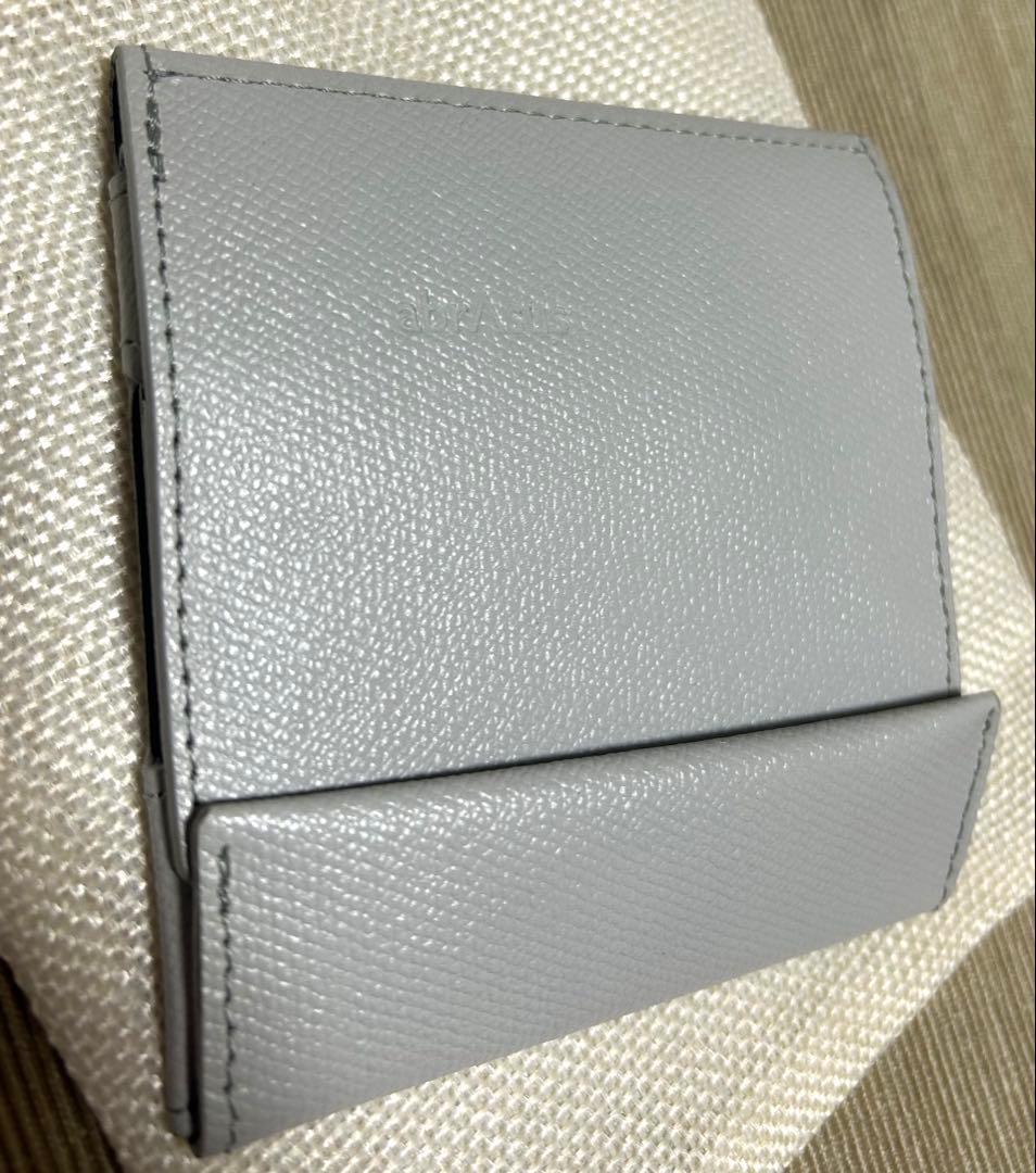 abrAsus アブラサス　ライトグレー　財布