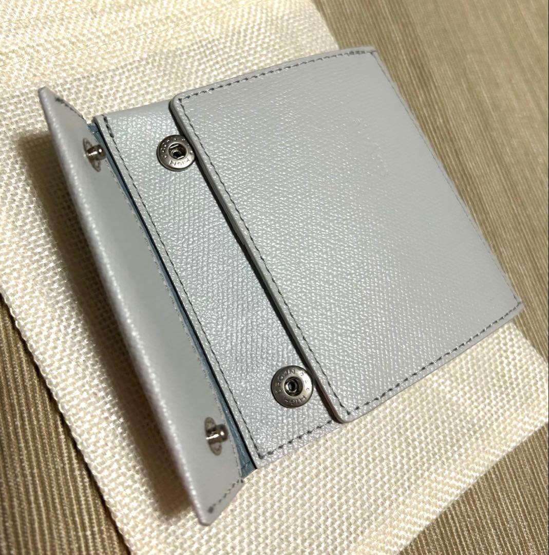 abrAsus アブラサス　ライトグレー　財布