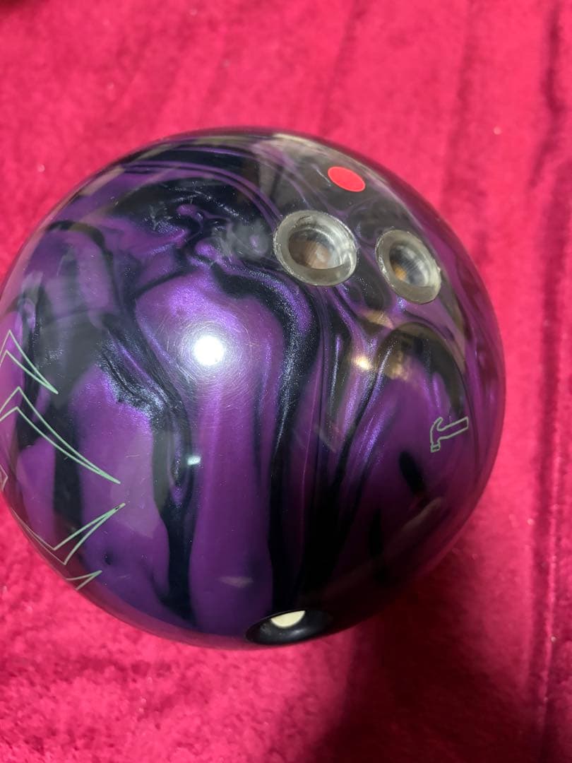 ブラックウィドーダークナイト　ボウリングボール