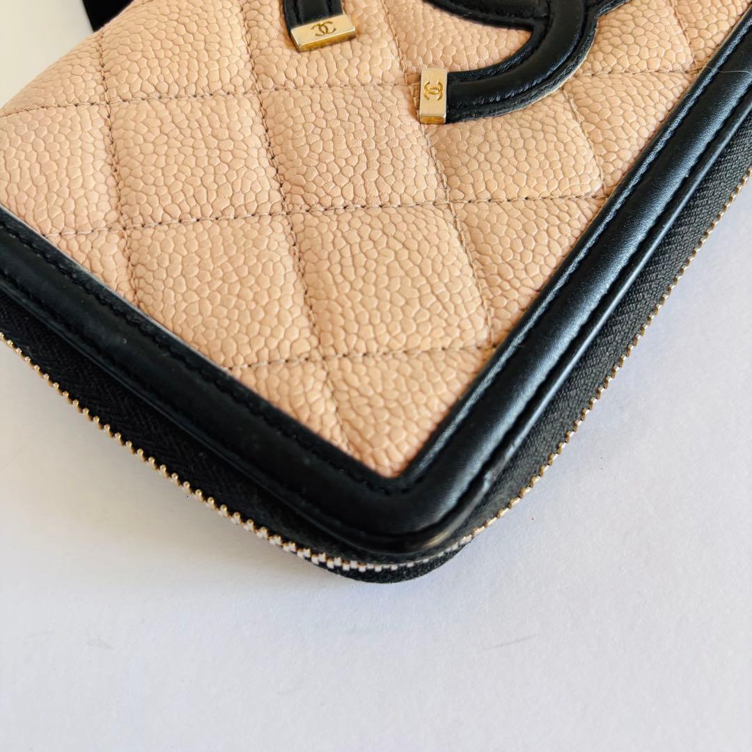 【美品】シャネル　CCフィリグリー　マトラッセ　ラウンドファスナー　長財布