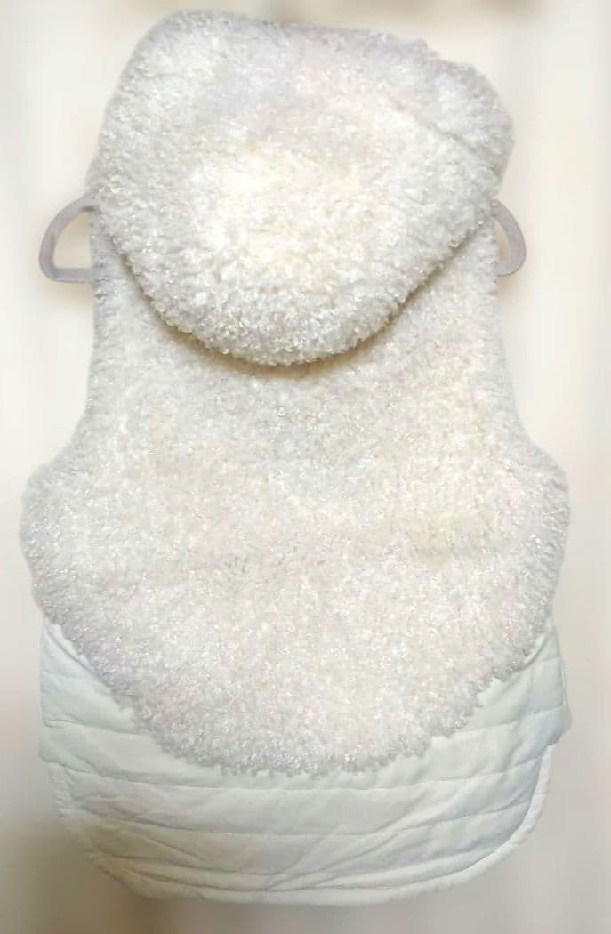 デザインアエラ　プードルファーベスト　リバーシブル　ホワイト