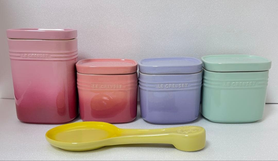 ルクルーゼ　スタッカブル ストレージジャー　キャニスター　スプーンレスト