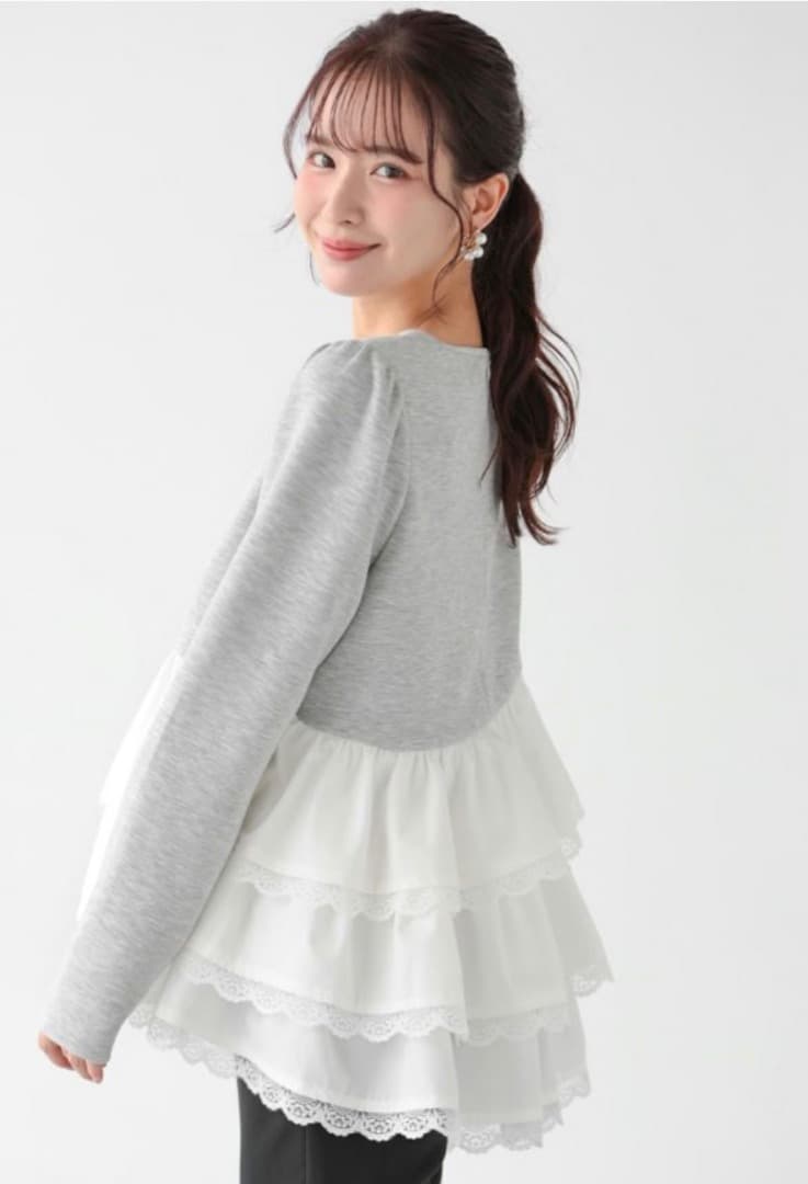 フィットモア　saayaコラボ！ボリュームフリルアシメトップス