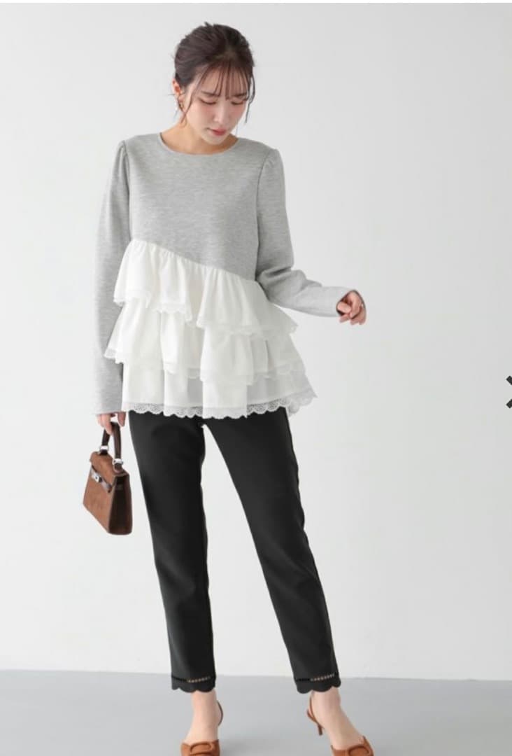 フィットモア　saayaコラボ！ボリュームフリルアシメトップス