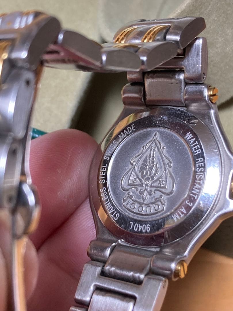 M*H様 GUCCI 腕時計 クォーツ シルバー/ゴールド