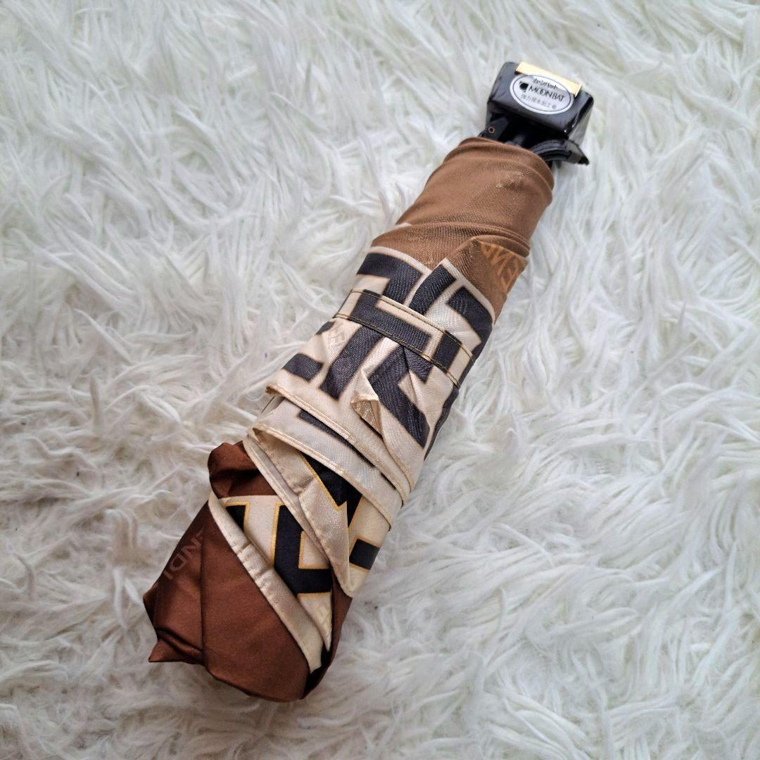 【FENDI】新品未使用　ズッカ柄　ズッキーノ　折りたたみ傘