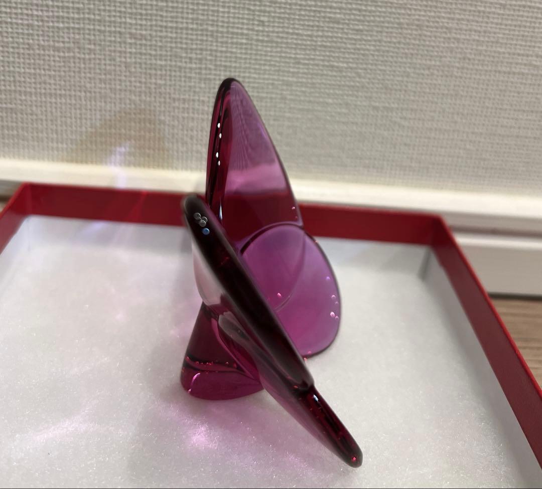 Baccarat ラッキーバタフライ　ピオニー