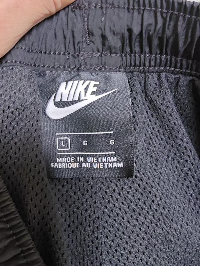 ☆NIKE(ナイキ)ウーブン　ナイロンセットアップ　上下(L)