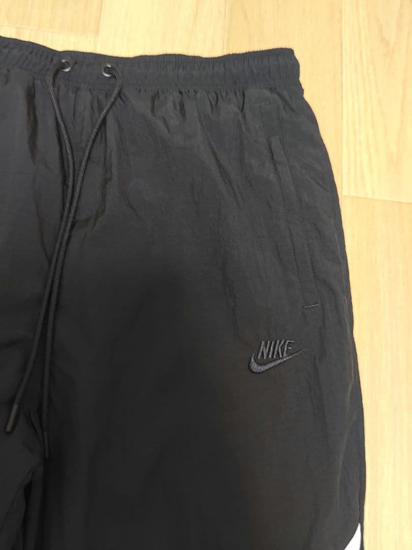 ☆NIKE(ナイキ)ウーブン　ナイロンセットアップ　上下(L)