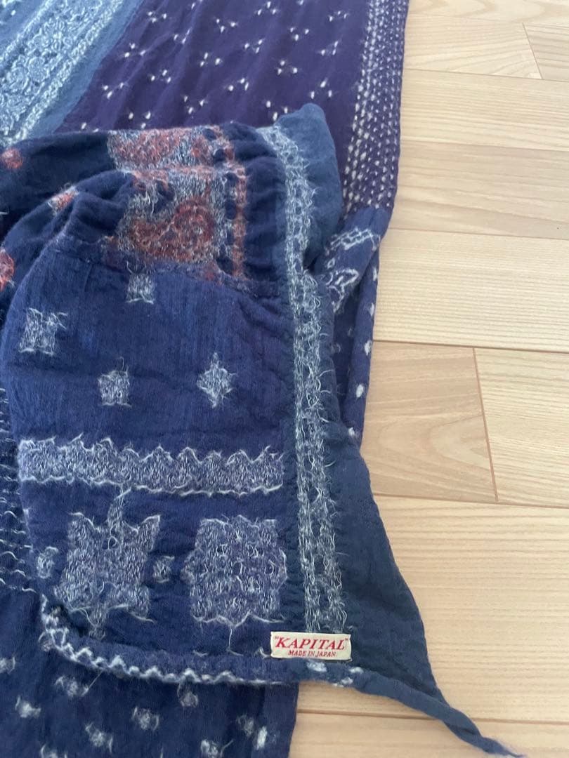 キャピタル　バンダナ柄　ストール　ネイビー