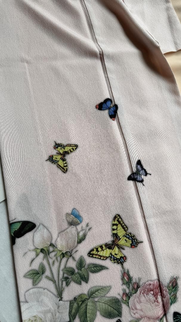 豆千代モダン　訪問着　薔薇と蝶のワルツ