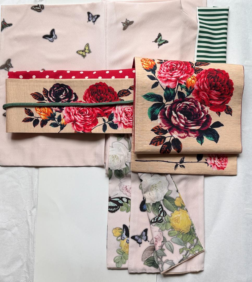 豆千代モダン　訪問着　薔薇と蝶のワルツ