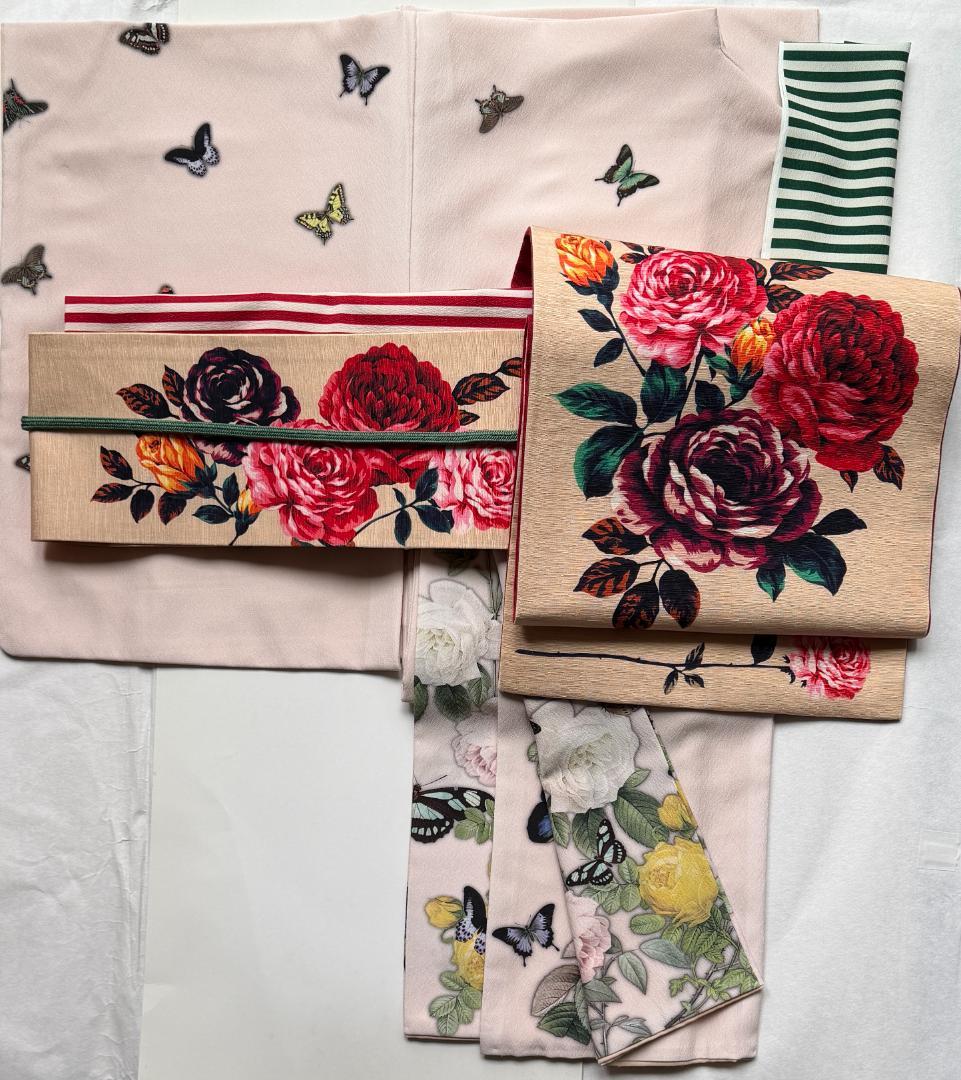 豆千代モダン　訪問着　薔薇と蝶のワルツ