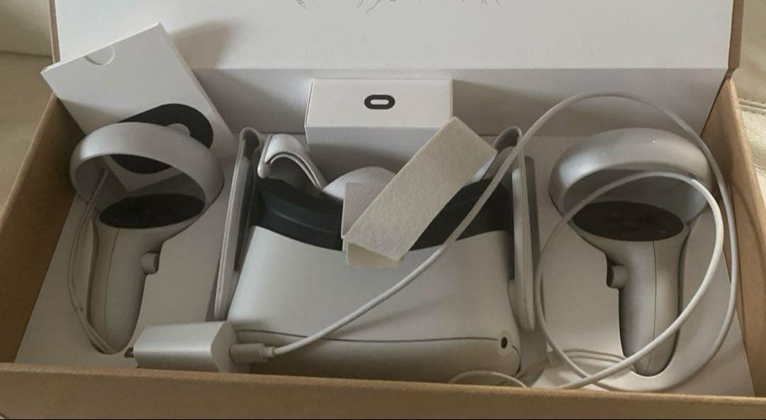 / Quest 2　64GB 買い換えの為、格安で出品