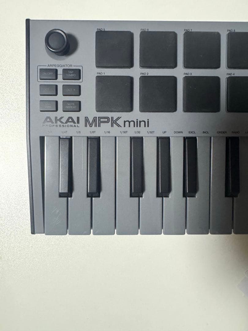 【動作確認済み】AKAI PROFESSIONAL MPKmini
