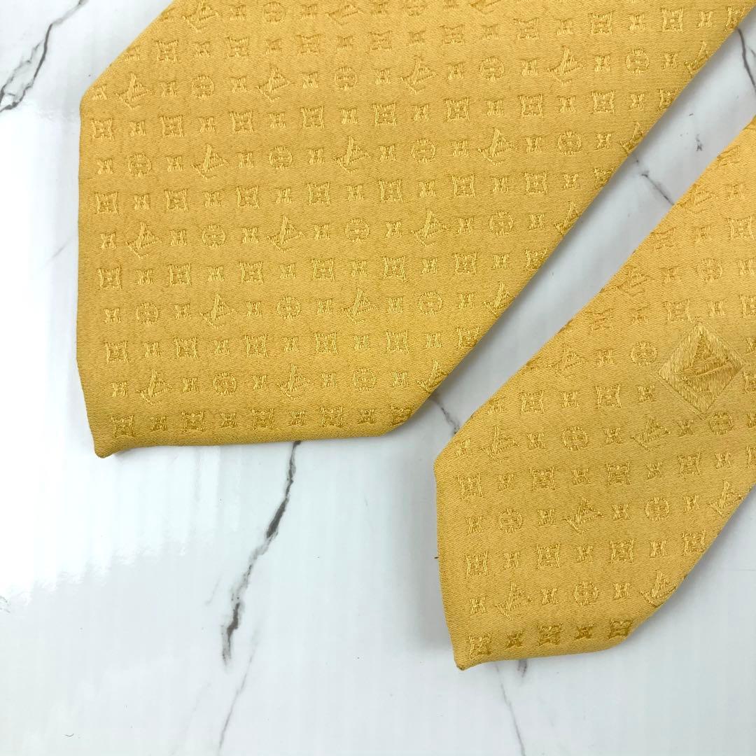 現行モデル　ルイヴィトン　ネクタイ　モノグラム　ソリッド　ジャガード　イエロー