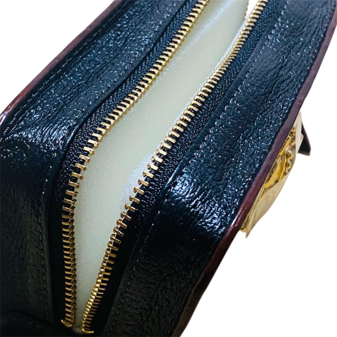 Vivienne Westwood EXECUTIVE マルチケース