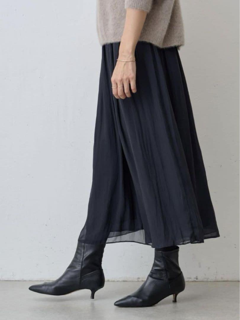 【おまとめ2点専用】新品✴BEARDSLEYシワシフォンギャザーパンツ✴ブラック