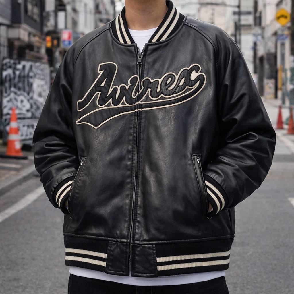 【ま】AVIREX スタジャン 中綿キルティング 刺繍ロゴ 牛革 黒