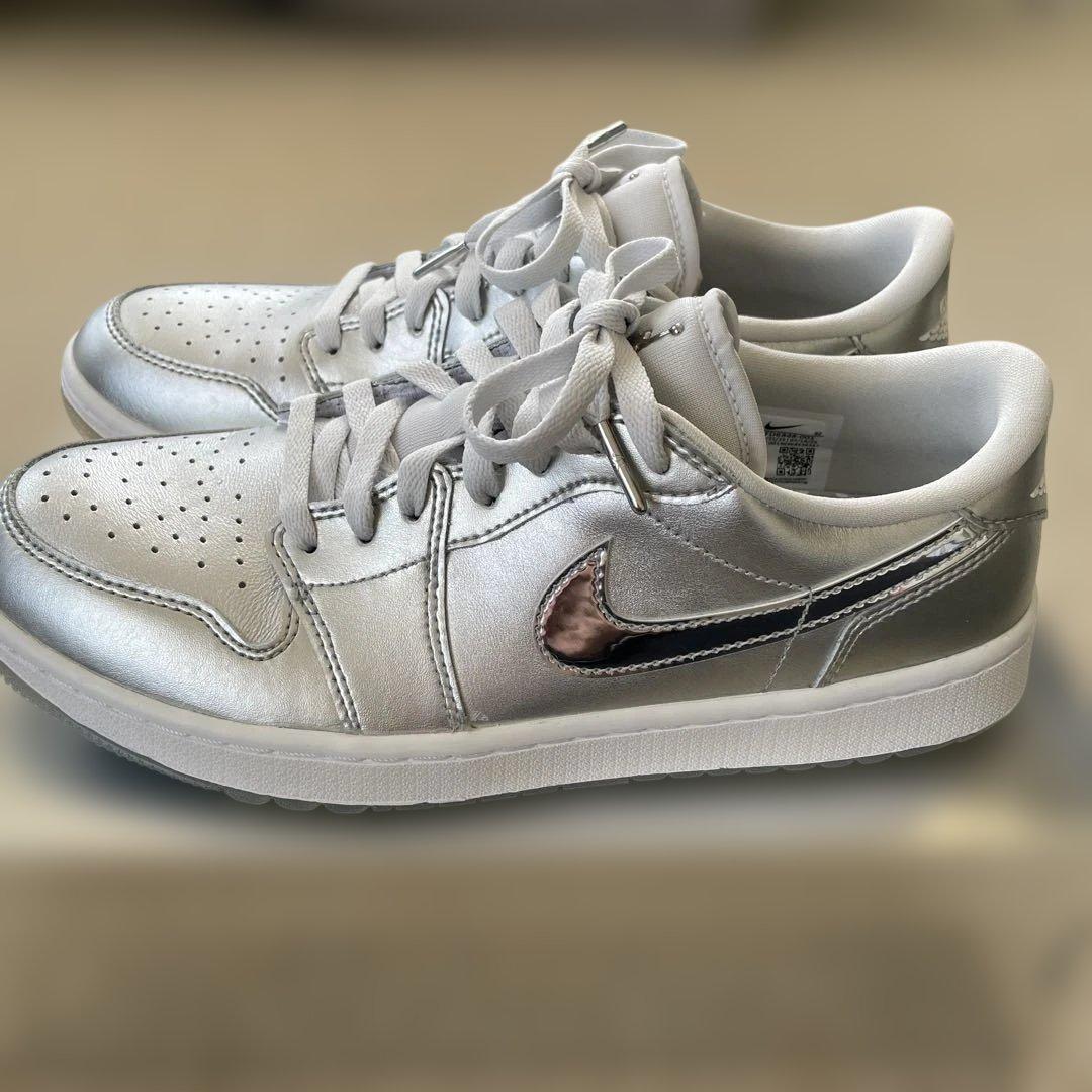 ナイキゴルフシューズAir Jordan シルバー tiare様
