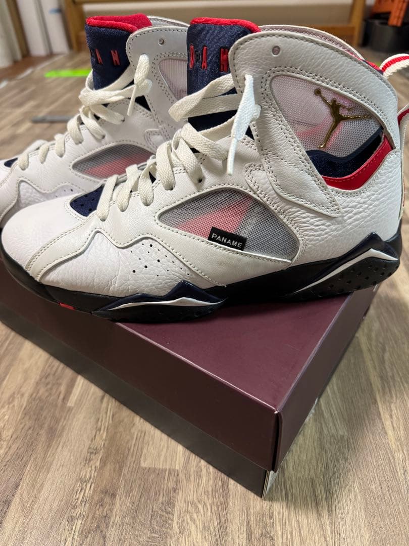 エアジョーダン 7 ホワイト/レッド/ネイビー　パリ・サンジェルマン