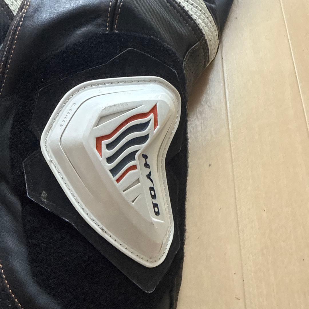 hyod パンチングレザーパンツ