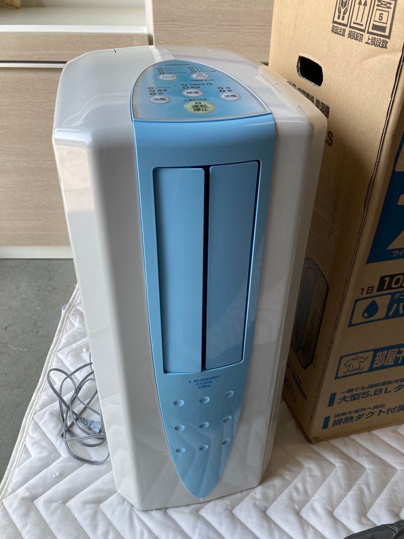 O-768　CORONA 冷風　衣類乾燥　除湿機 CDM-1018-AS