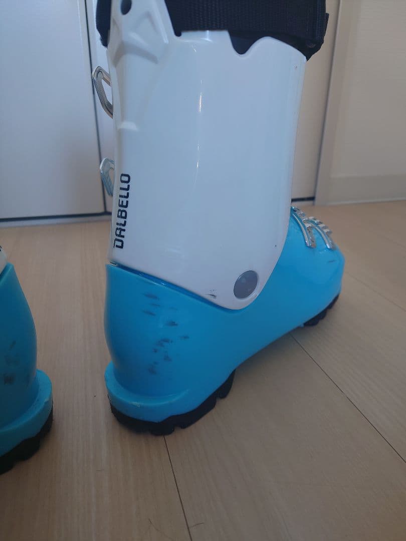 DALBELLO ジュニア用（サイズ25.5）