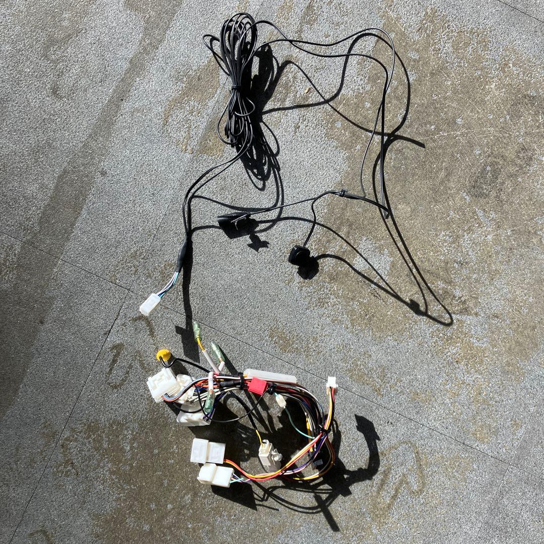 イクリプスナビ　AVN-R7W