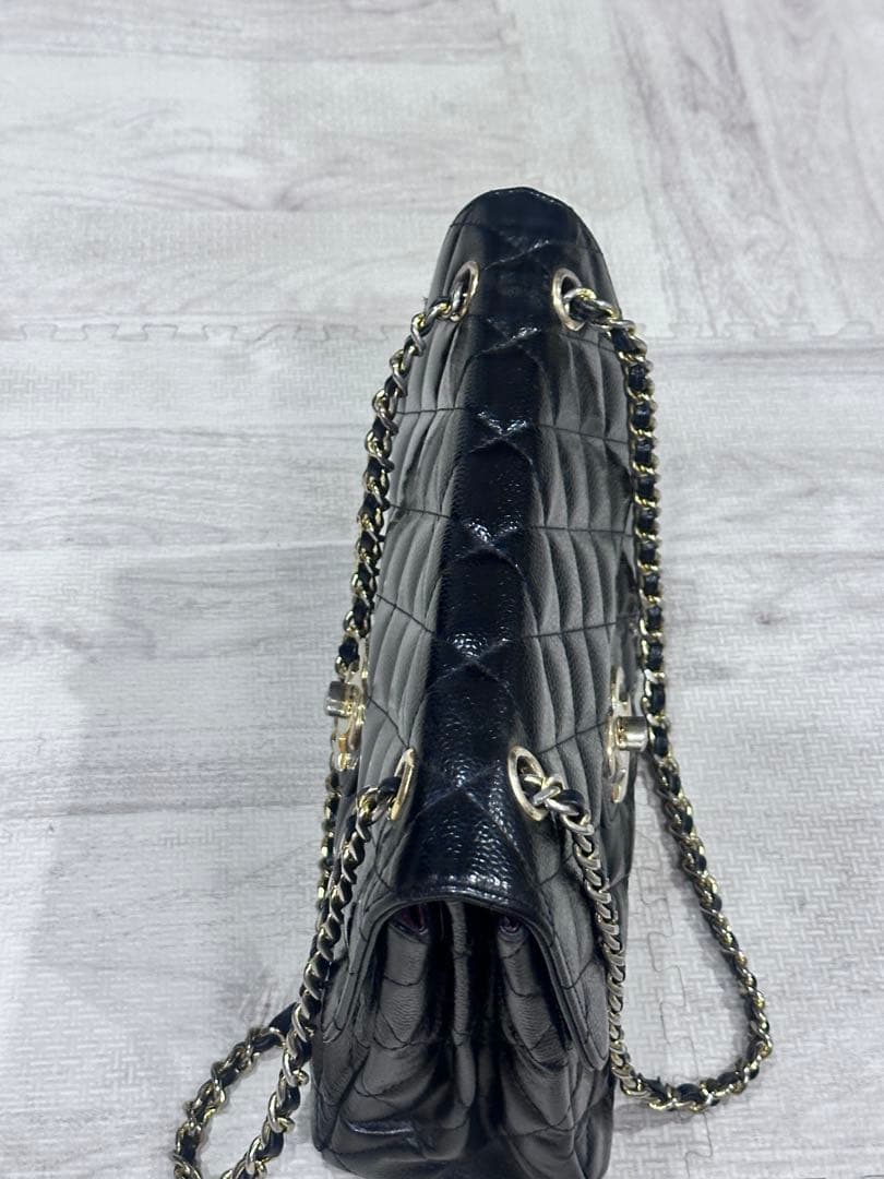 CHANEL ブラック ショルダーバッグ キルティング