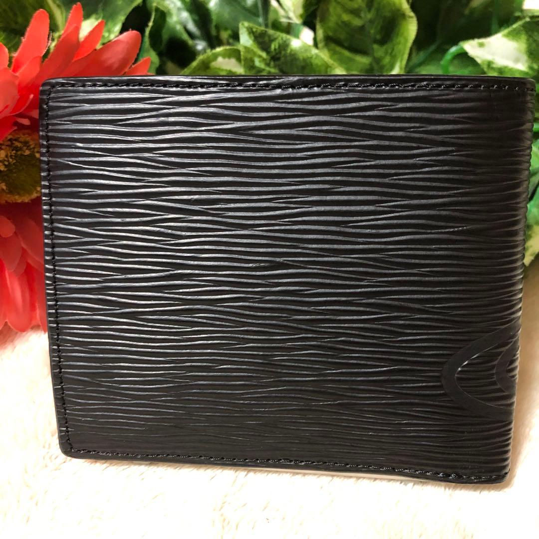 t.11010347.s　未使用　ヴィヴィアンウエストウッド　フロウ折財布