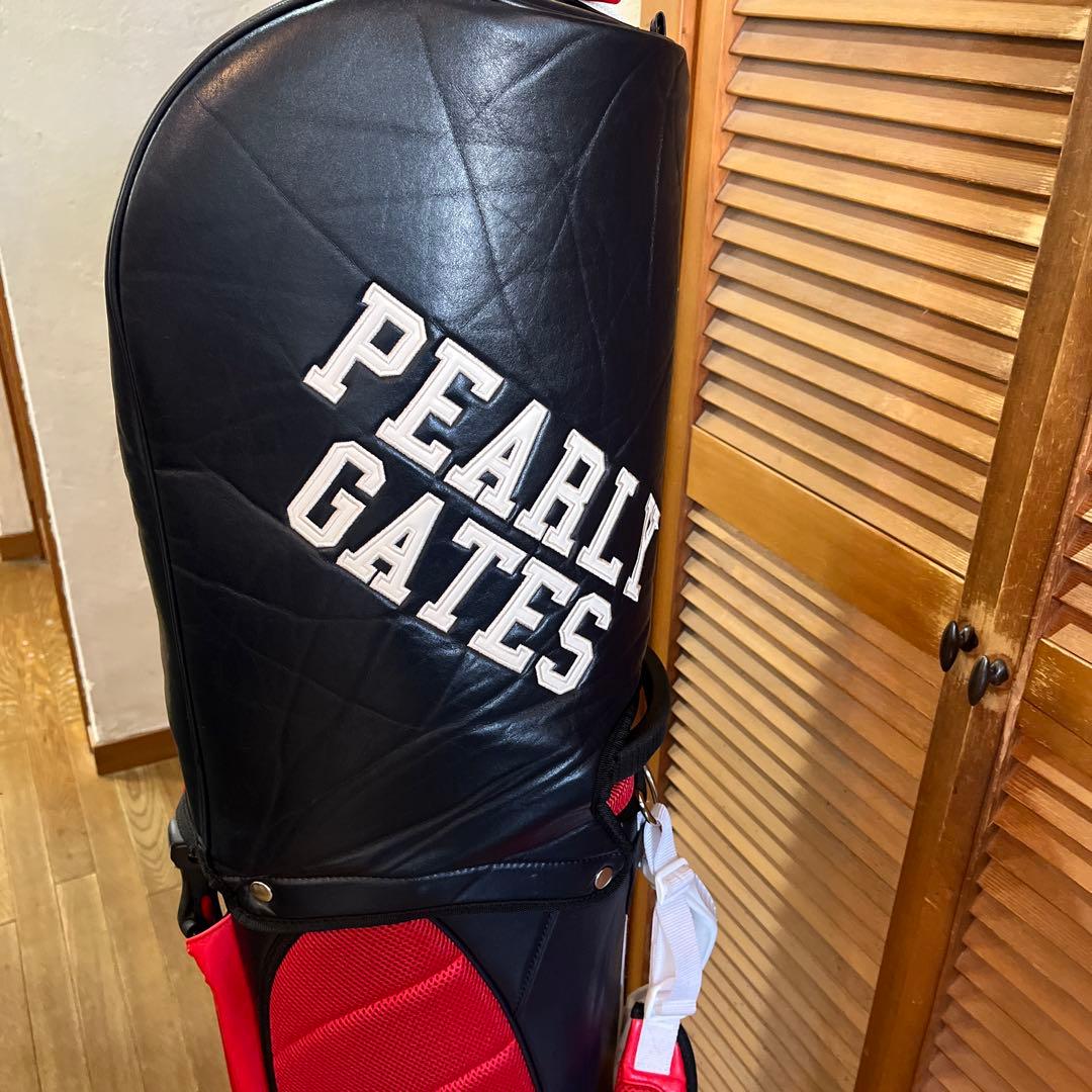パーリーゲイツ　ゴルフキャディバッグ。