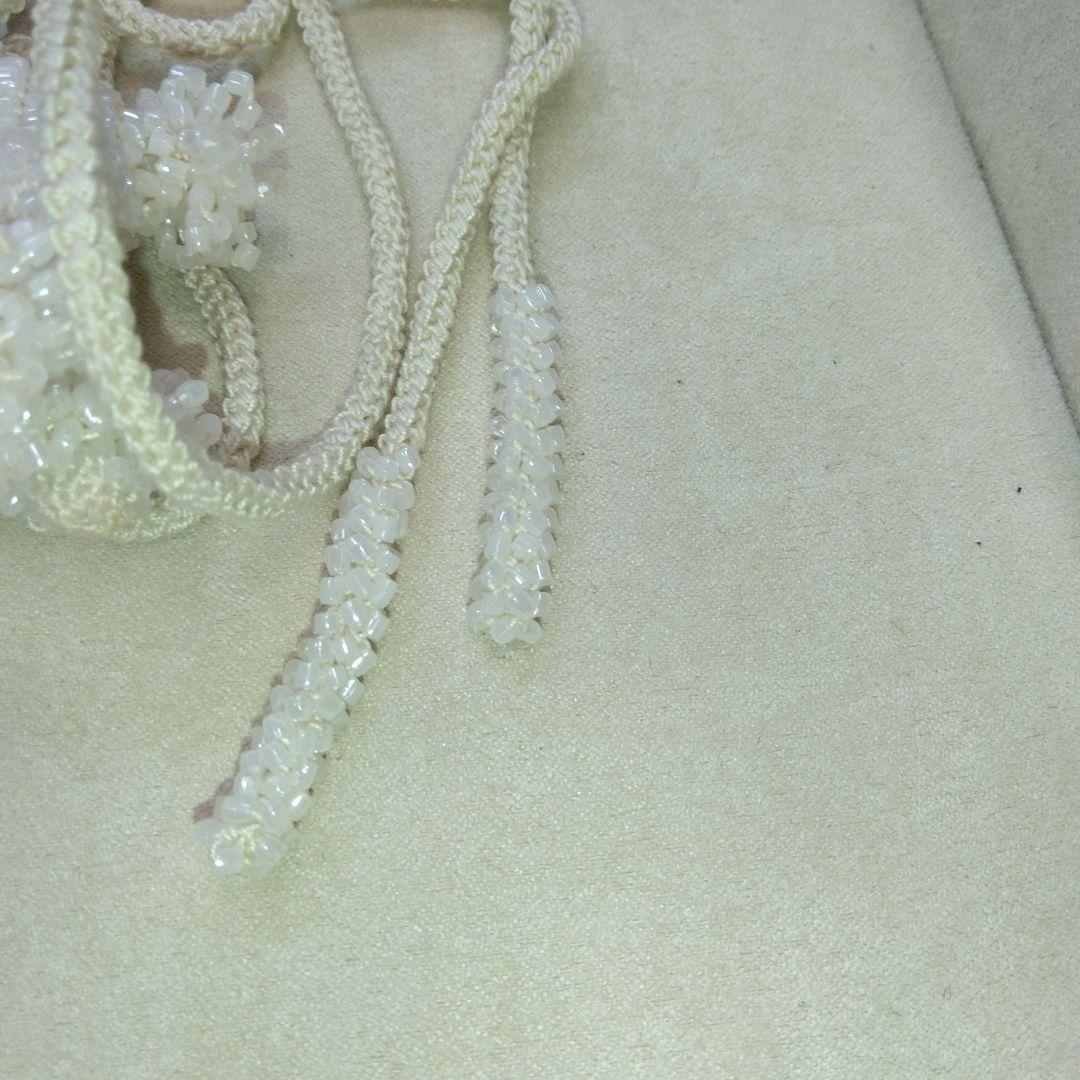 作家作品ビーズネックレス白プードル