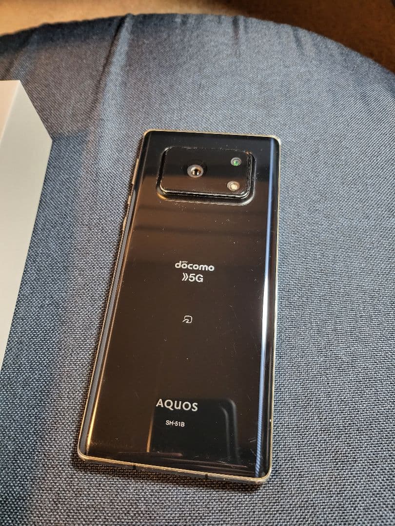 スマートフォン本体 AQUOSr6