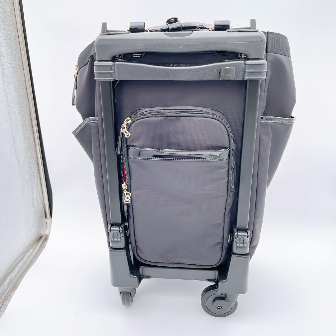 SWANY スワニー　ハローキティ　キャリーバック