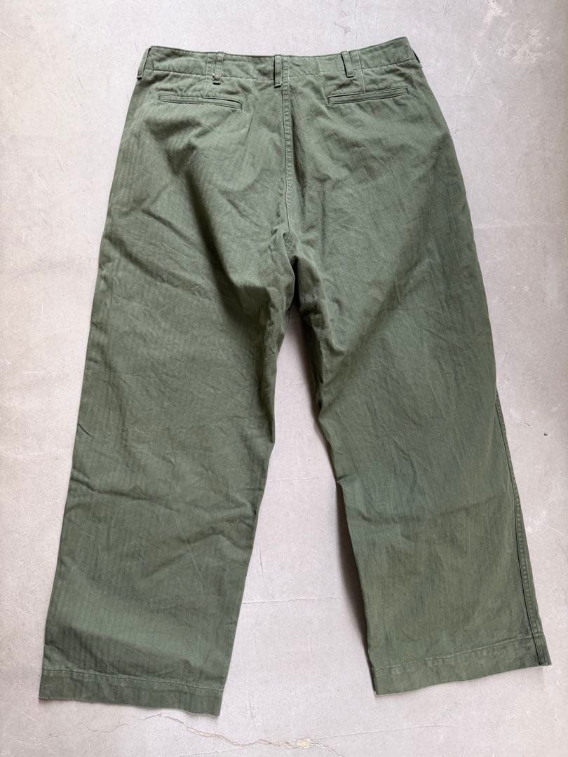 BEAMS PLUS MIL Trousers Herringbone パンツ