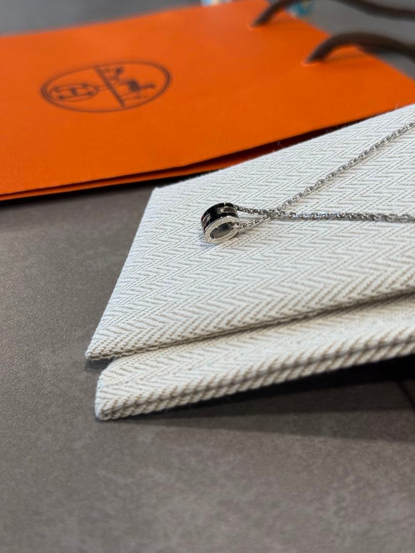 HERMES ミニポップh ペンダント　シルバー×ブラック