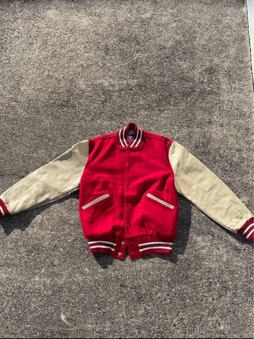 BUT WIN スタジャン