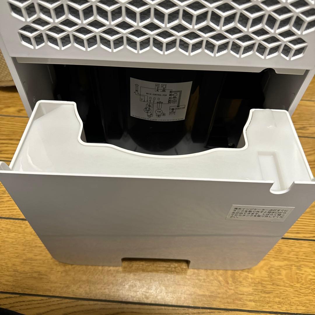 2024年製 bianca+ コンプレッサー式 除湿機 乾燥機GBT-28300