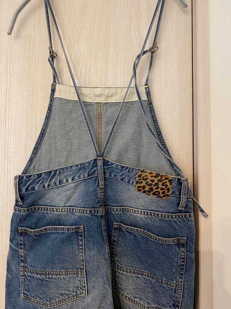 デニムサロペット リラックスフィット レオパードポケット