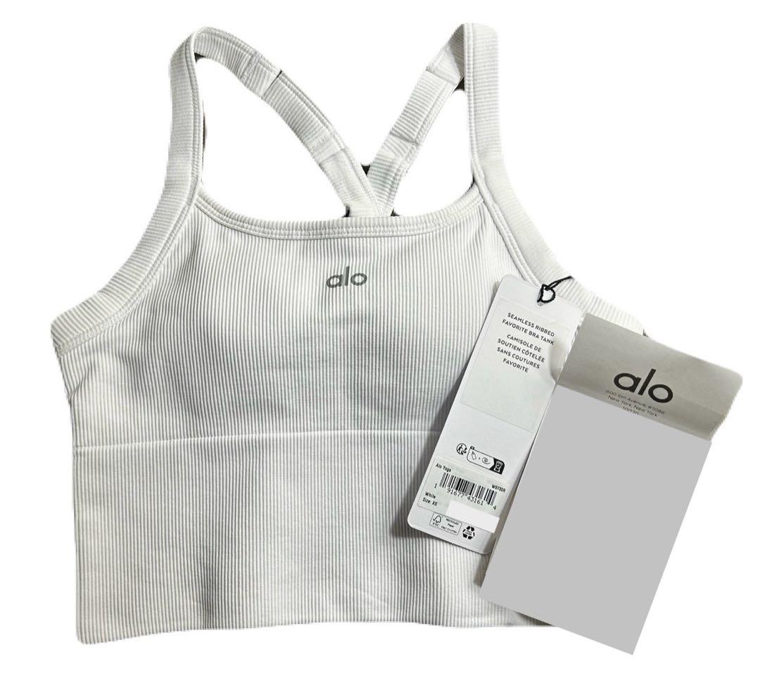 【新品未使用】alo アロ トップス タンクトップ パット ピラティス ヨガ