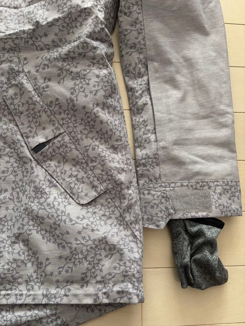 スキーウェア・スノーボードウェア　レディース　ロキシー