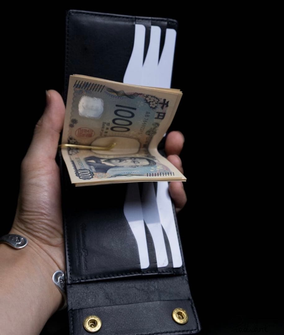 RADIANT（ラディアント）　マネークリップ