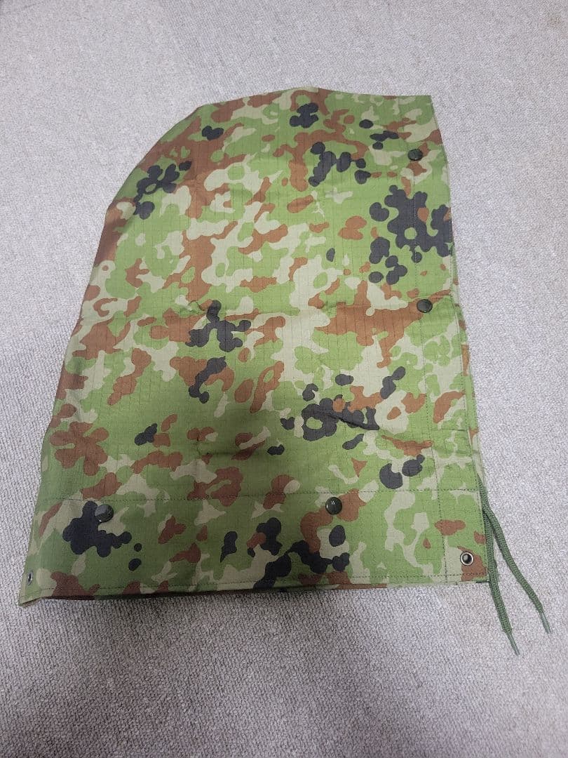 迷彩雨衣　フード付　新品　レインウェア　サバゲー　登山　トレッキング