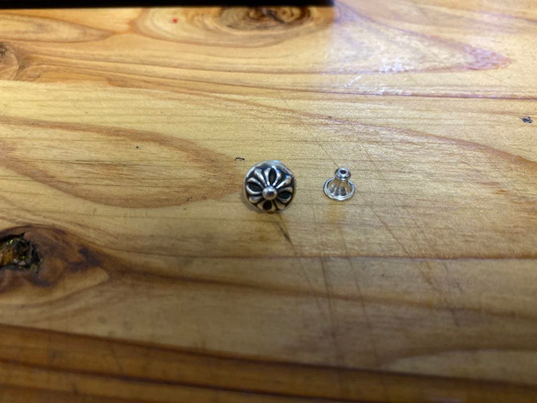 クロムハーツ　クロスボール　ピアス